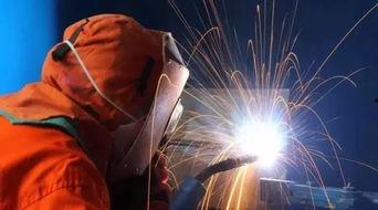 电焊操作视频,技能展示与实操解析