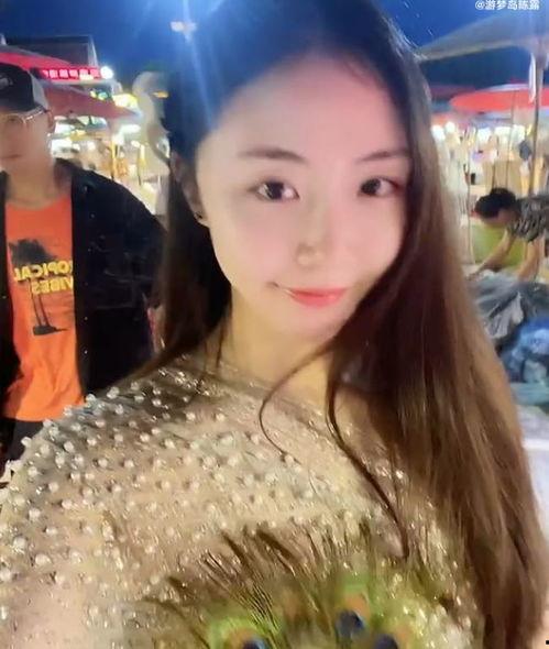 陈露视频,揭秘她的魅力与成长之路